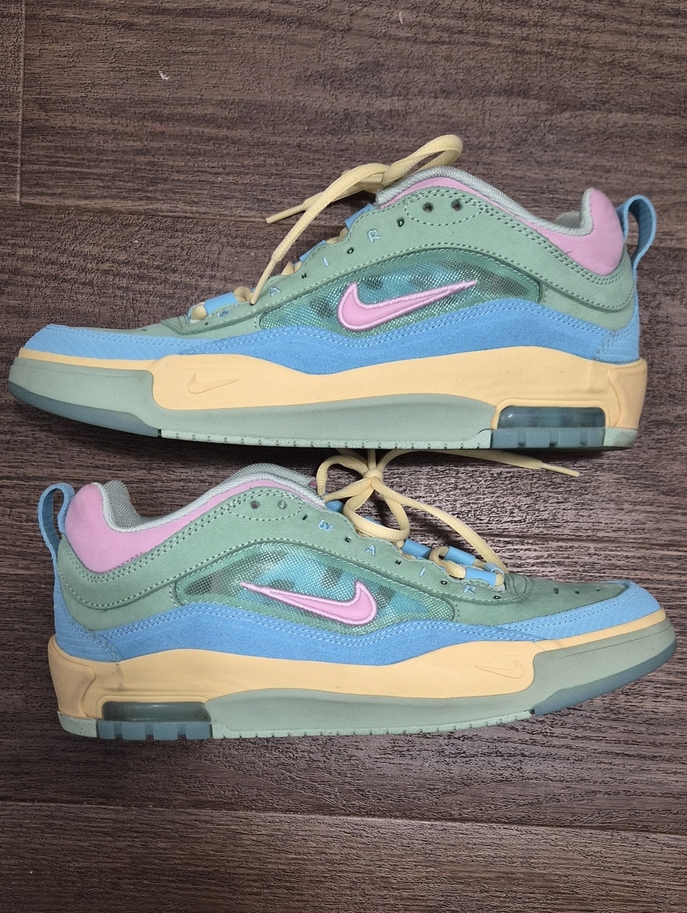 Nike Air Max Men’s Low-Top Sneakers — Pastel Multi